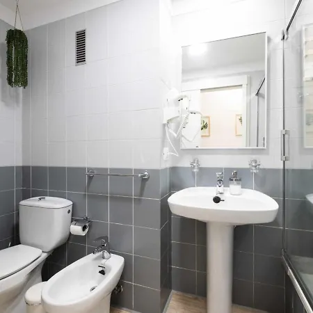Apartamento Puerto De La Cruz, 3 Dormitorios, 6 Personas - Es-284-13 * Puerto de la Cruz (Tenerife)