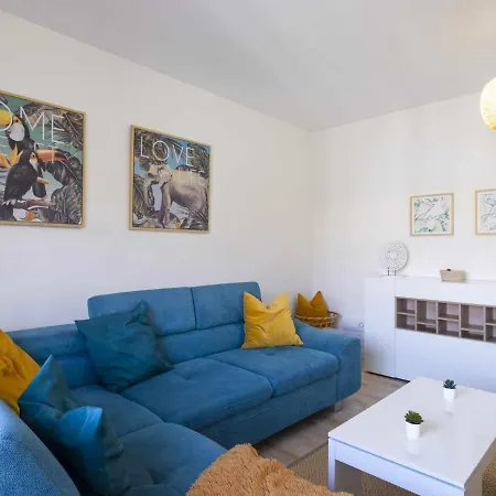 Apartamento Puerto De La Cruz, 3 Dormitorios, 6 Personas - Es-284-13 Daire